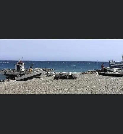 Oda ve Kahvaltı Victoria Loft Castell de Ferro