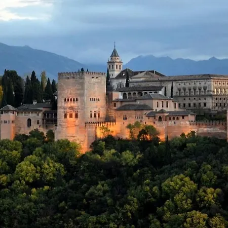 Oda ve Kahvaltı Victoria Loft Castell de Ferro