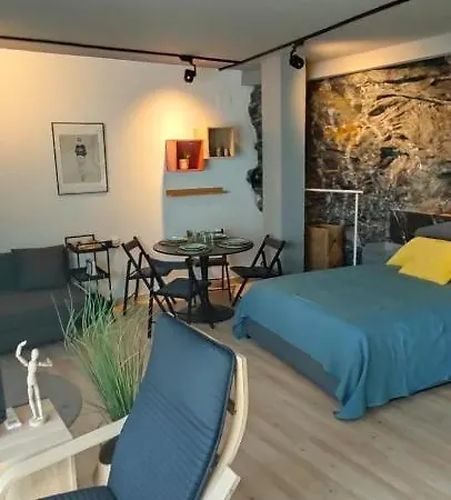 Victoria Loft *